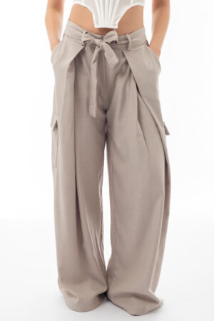 Παντελόνι Φαρδύ Με Πιέτες Και Πλαινές Τσέπες